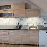Kousek Od Jezera *