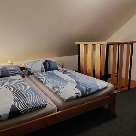 Kousek Od Jezera Apartment *